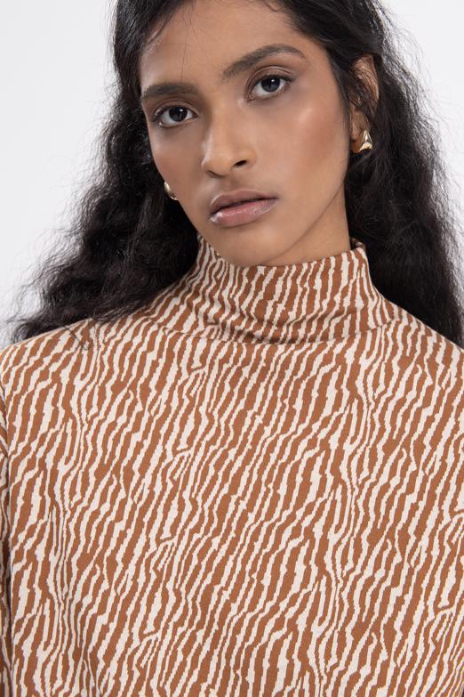 Bayan Kahverengi Dik Yakalı Sweatshırt - BSL