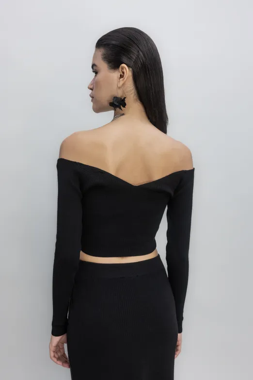 Bayan Siyah Triko Carmen Yaka Crop Top - BSL