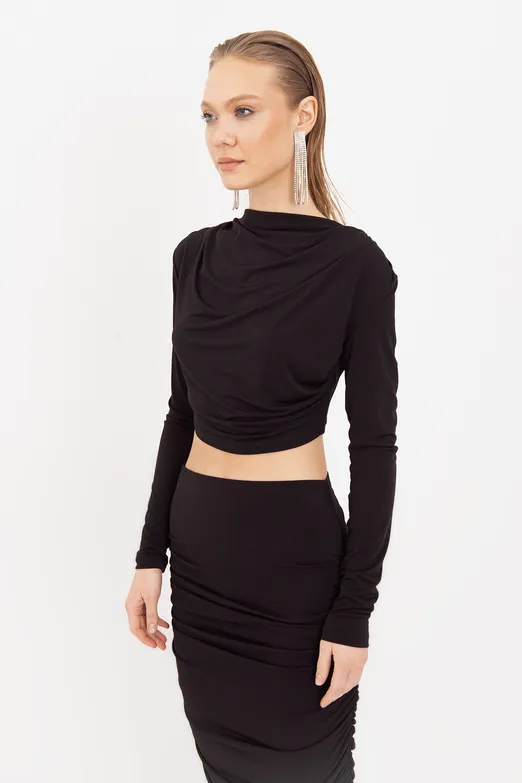 Bayan Siyah Dik Degaje Yakalı Crop Bluz - BSL