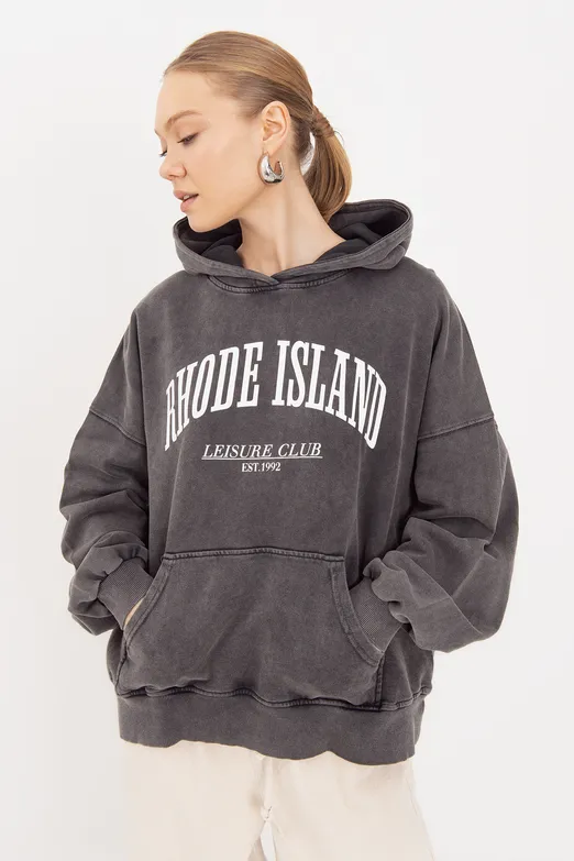 Bayan Antrasit Yıkamalı Baskılı  Kapüşonlu Oversize Sweatshirt - BSL