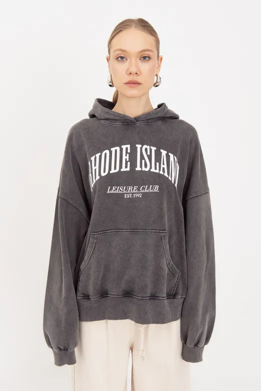 Bayan Antrasit Yıkamalı Baskılı  Kapüşonlu Oversize Sweatshirt - BSL