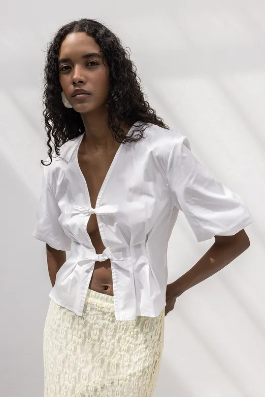 Bayan Beyaz Bağlama Detaylı Poplin Bluz - BSL