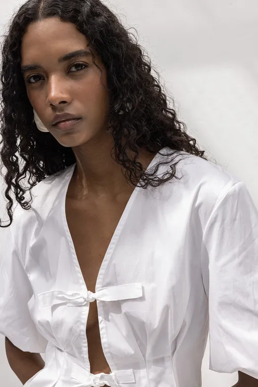 Bayan Beyaz Bağlama Detaylı Poplin Bluz - BSL