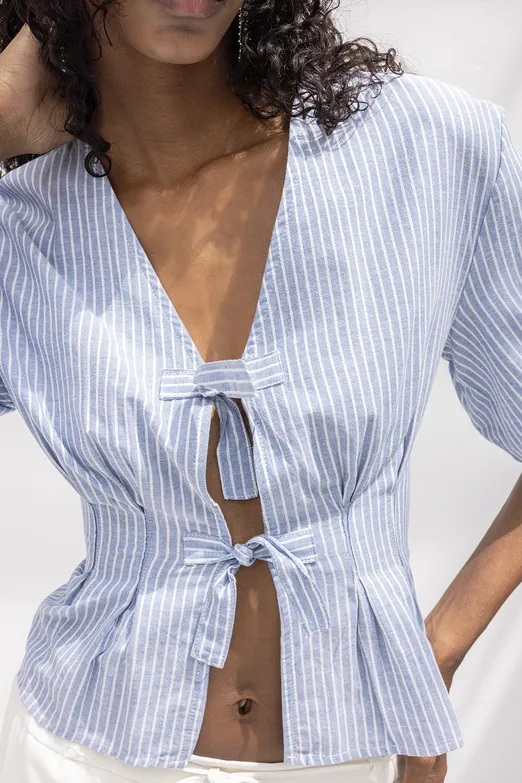 Bayan Mavi Bağlama Detaylı Poplin Bluz - BSL